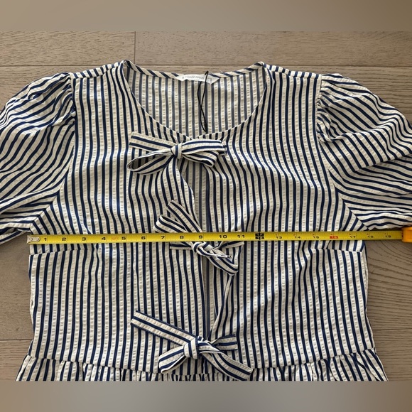 Stradivarius Striped Blouse with Tie Bows Navy Blue and White size M - Picture 6 of 7